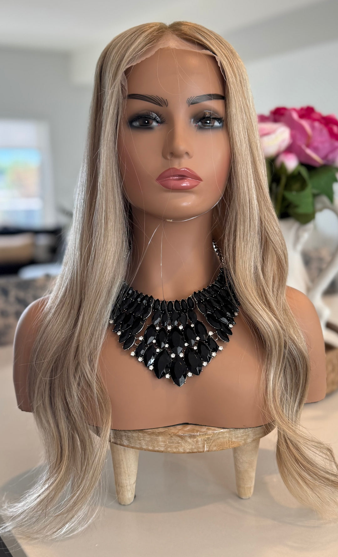 Lace Top Topper - Cool Dimensional Blonde - 8x8” Base - 26”