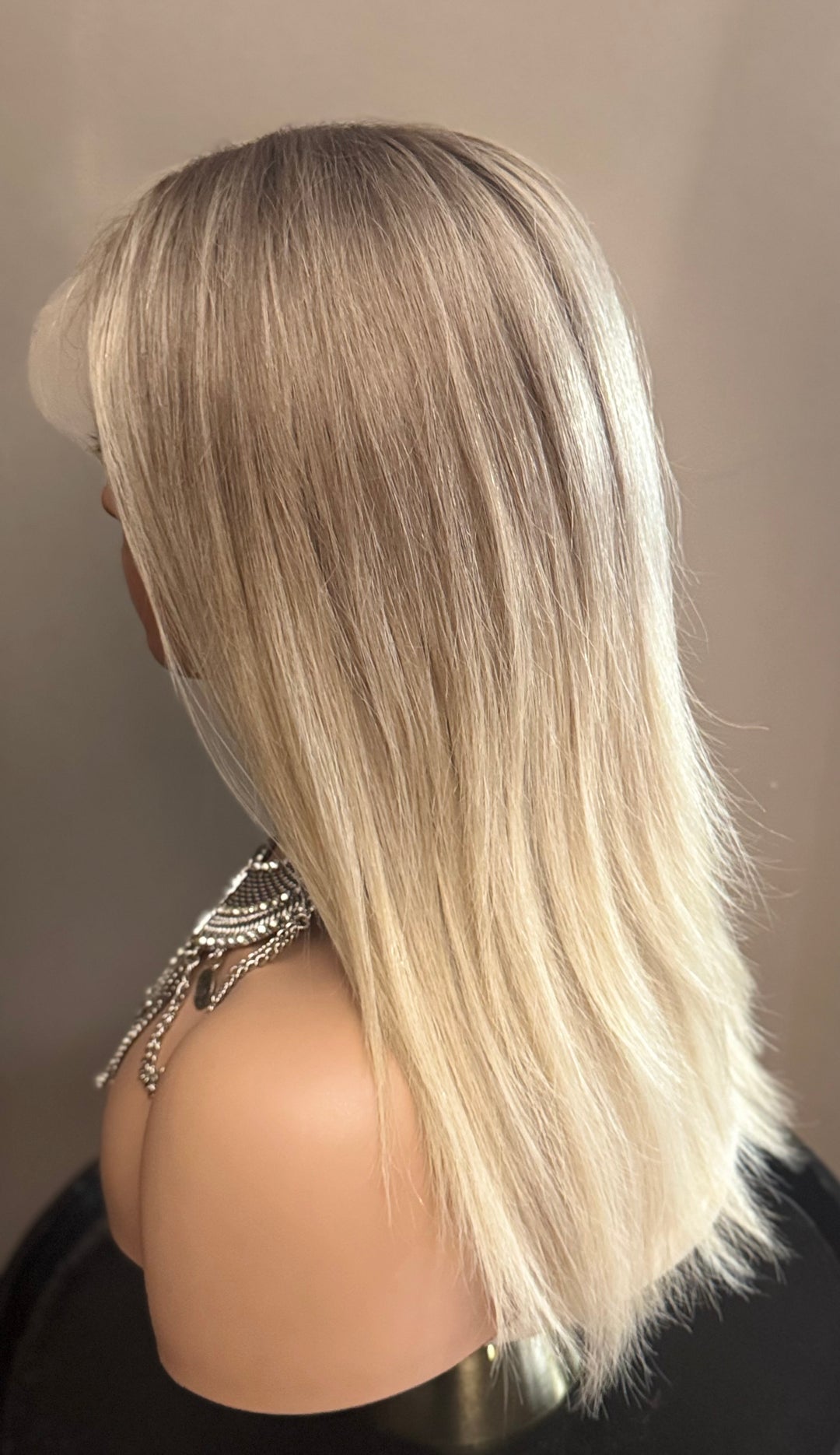 HD Lace Front Wig - Blonde-Dark Blonde Ombré - 18”