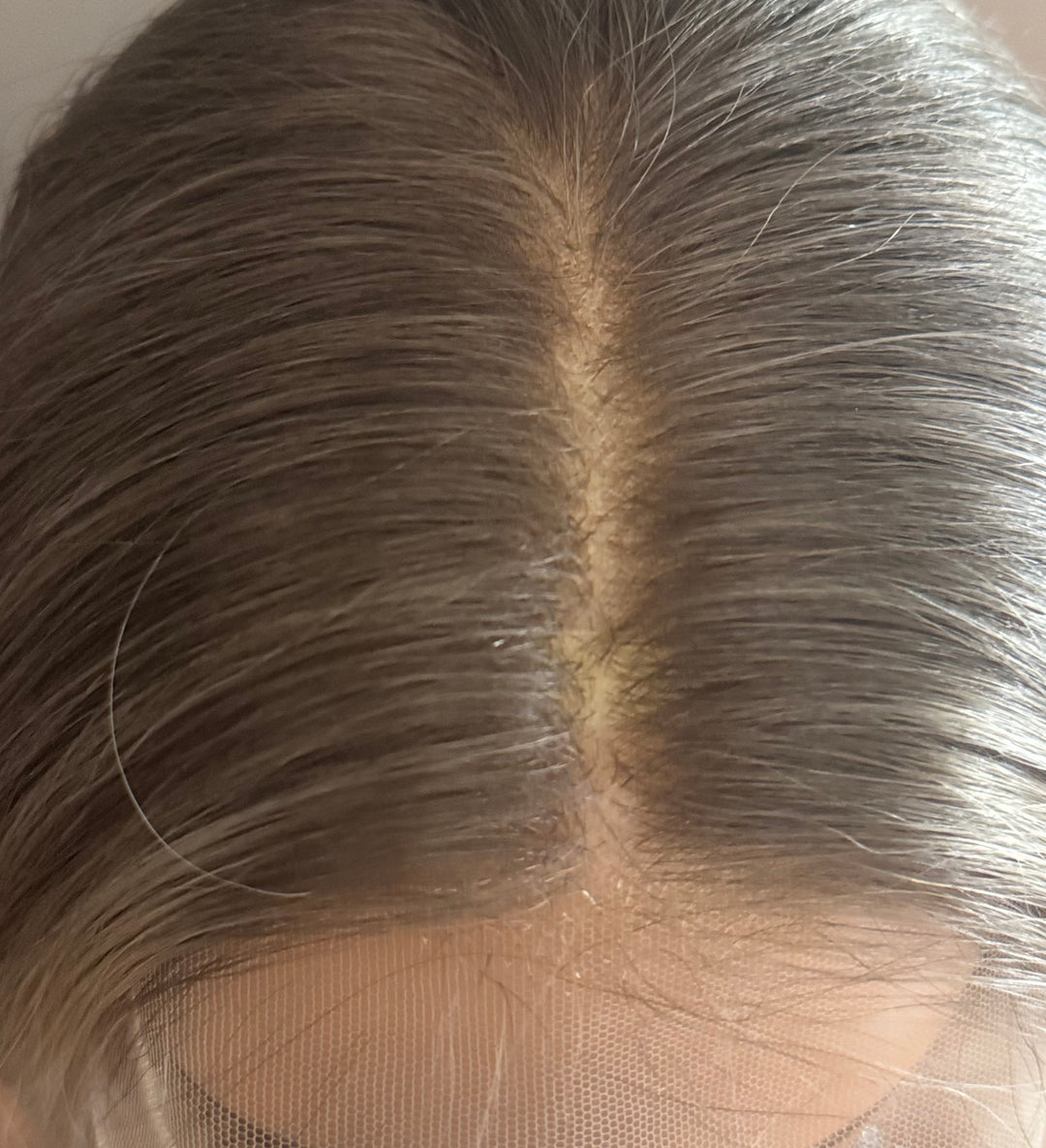 HD Lace Front Wig - Blonde-Dark Blonde Ombré - 18”