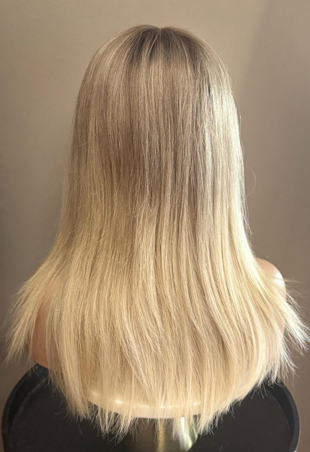 HD Lace Front Wig - Blonde-Dark Blonde Ombré - 18”