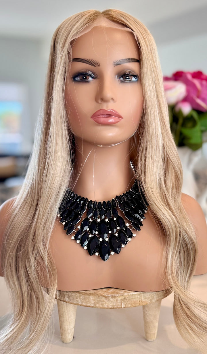 Lace Top Topper - Cool Dimensional Blonde - 8x8” Base - 26”