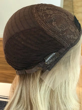 Load image into Gallery viewer, AMBER - Cool Blonde Dimensional Silk Top Wig
